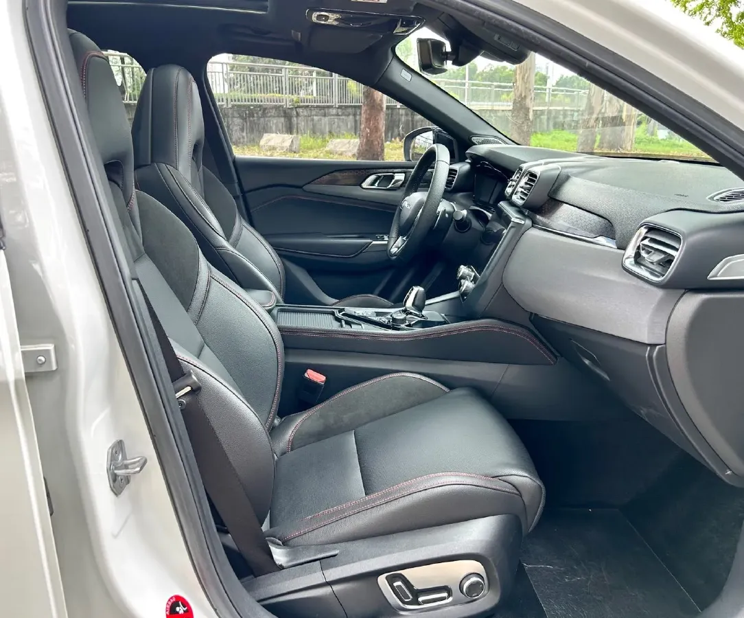 2019 LYNK&CO 01 2.0T 190HP L4 6AT,autocango,china used car exporter,china ev exporter,chinese used car exporter,chinese used ev exporter