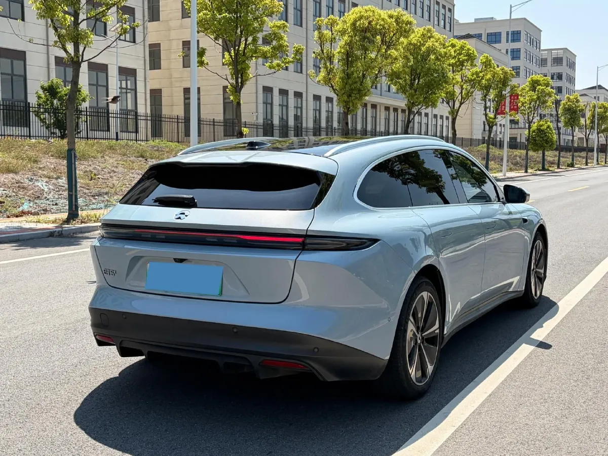 2023 NIO ET5T BEV 75KWH,autocango,china used car exporter,china ev exporter,chinese used car exporter,chinese used ev exporter