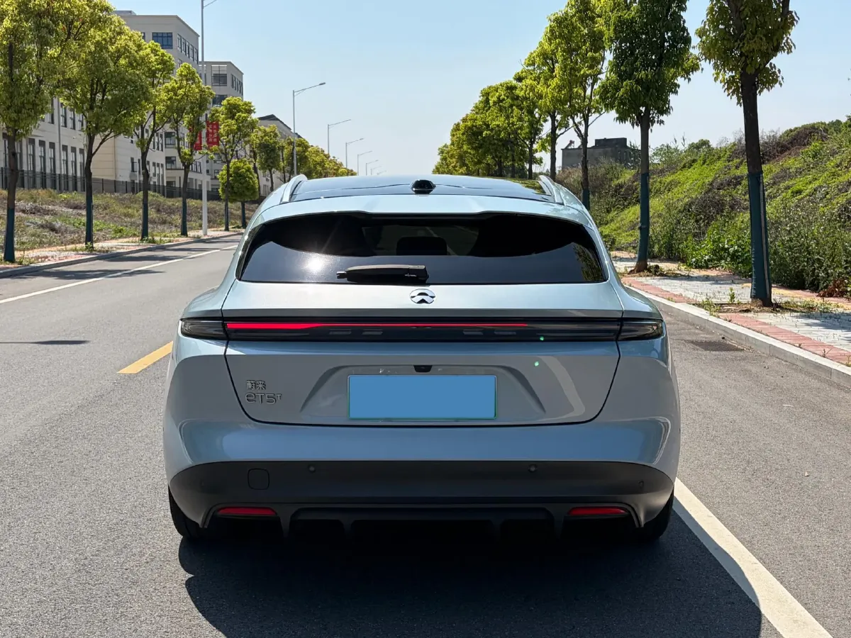 2023 NIO ET5T BEV 75KWH,autocango,china used car exporter,china ev exporter,chinese used car exporter,chinese used ev exporter