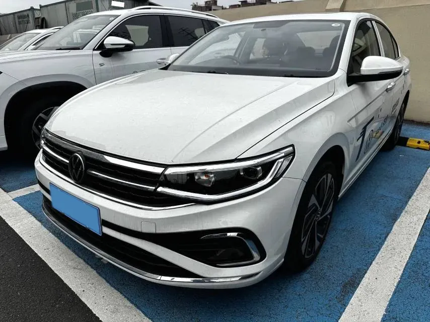 2023 Volkswagen Bora 1.2T 116HP L4 7DCT,autocango,china used car exporter,china ev exporter,chinese used car exporter,chinese used ev exporter