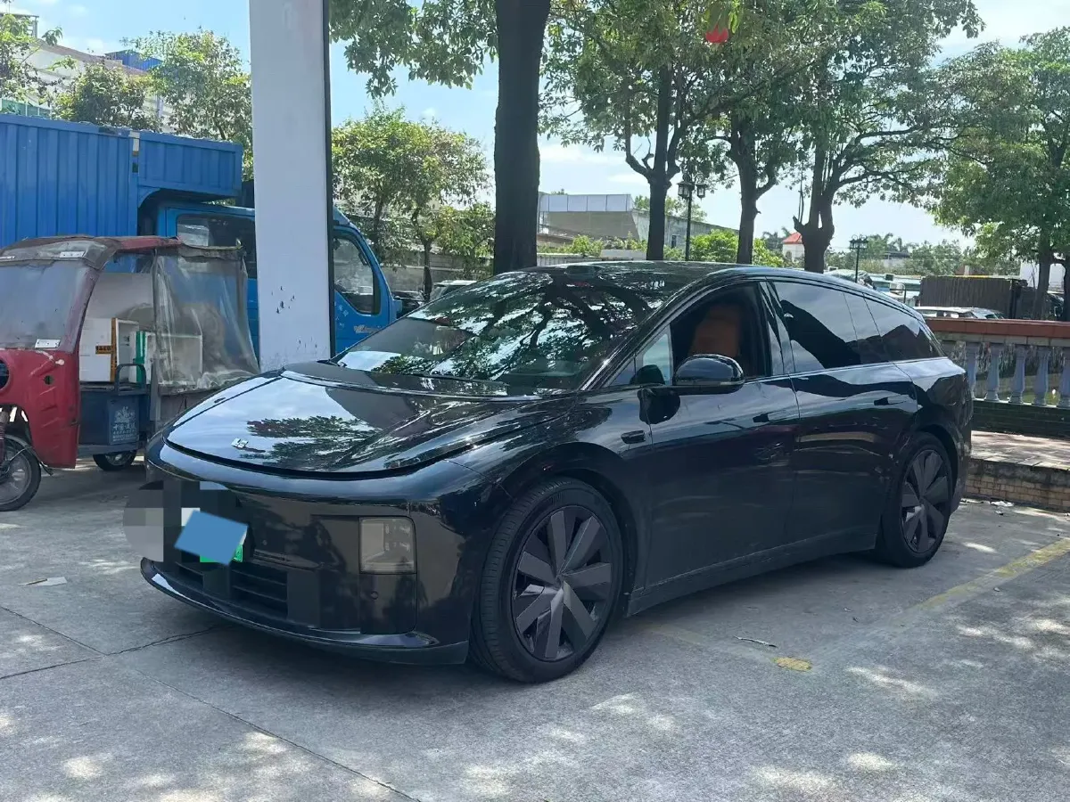 2025 Li i6 BEV,autocango,china used car exporter,china ev exporter,chinese used car exporter,chinese used ev exporter