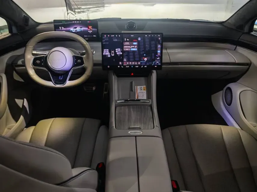 2024 Luxeed S7 BEV 82KWH,autocango,china used car exporter,china ev exporter,chinese used car exporter,chinese used ev exporter