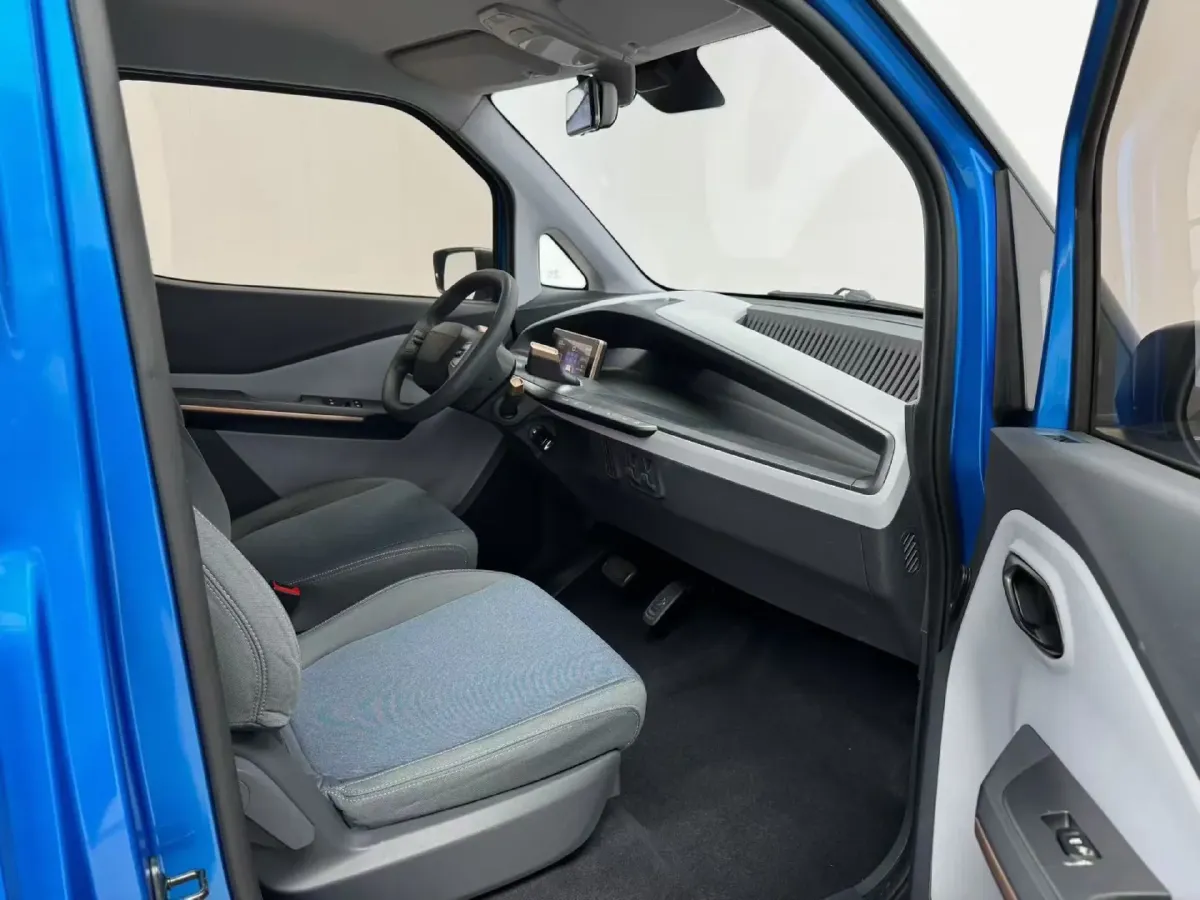 2019 BaoJun E200 BEV 24KWH,autocango,china used car exporter,china ev exporter,chinese used car exporter,chinese used ev exporter