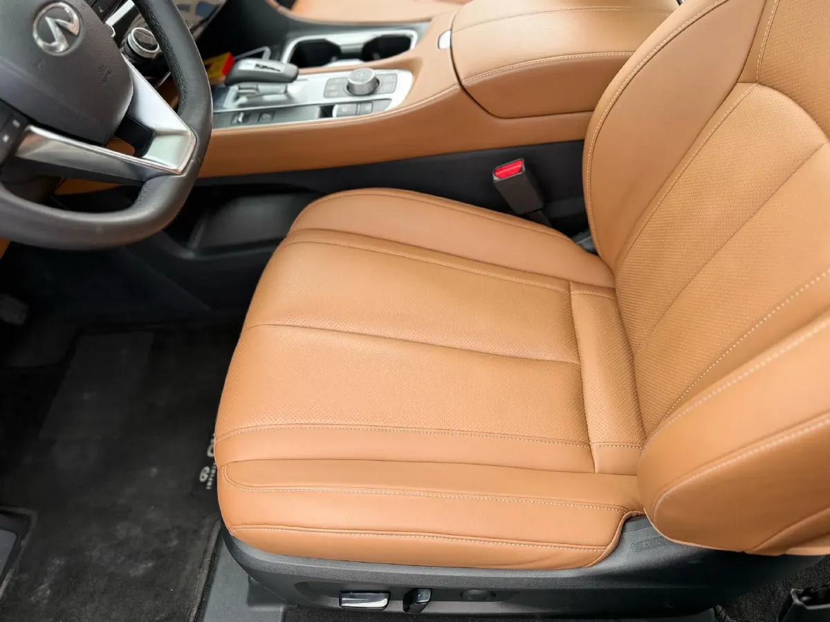 2024 Infiniti QX60 2.0T 252HP L4 9AT,autocango,china used car exporter,china ev exporter,chinese used car exporter,chinese used ev exporter