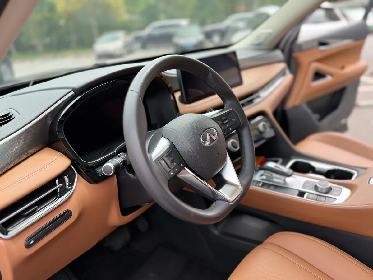 2024 Infiniti QX60 2.0T 252HP L4 9AT,autocango,china used car exporter,china ev exporter,chinese used car exporter,chinese used ev exporter