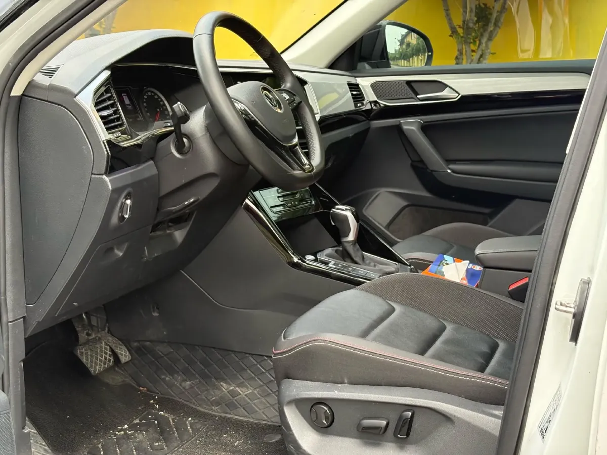 2021 Volkswagen Tayron 2.0T 186HP L4 7DCT,autocango,china used car exporter,china ev exporter,chinese used car exporter,chinese used ev exporter