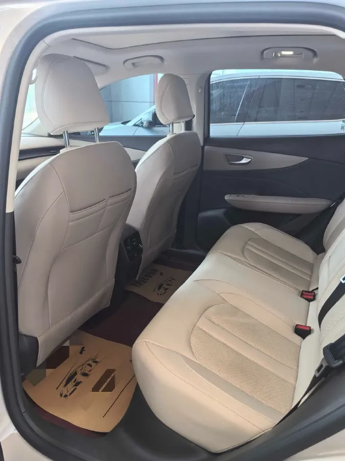 2025 MG MG ES5 BEV 62.2KWH,autocango,china used car exporter,china ev exporter,chinese used car exporter,chinese used ev exporter