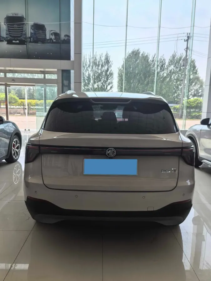 2025 MG MG ES5 BEV 62.2KWH,autocango,china used car exporter,china ev exporter,chinese used car exporter,chinese used ev exporter