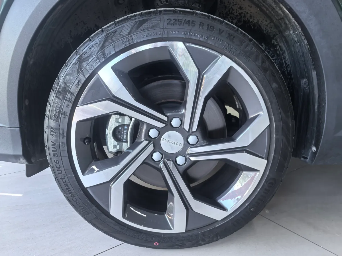 2023 LYNK&CO 03 1.5T 181HP L4 7DCT,autocango,china used car exporter,china ev exporter,chinese used car exporter,chinese used ev exporter