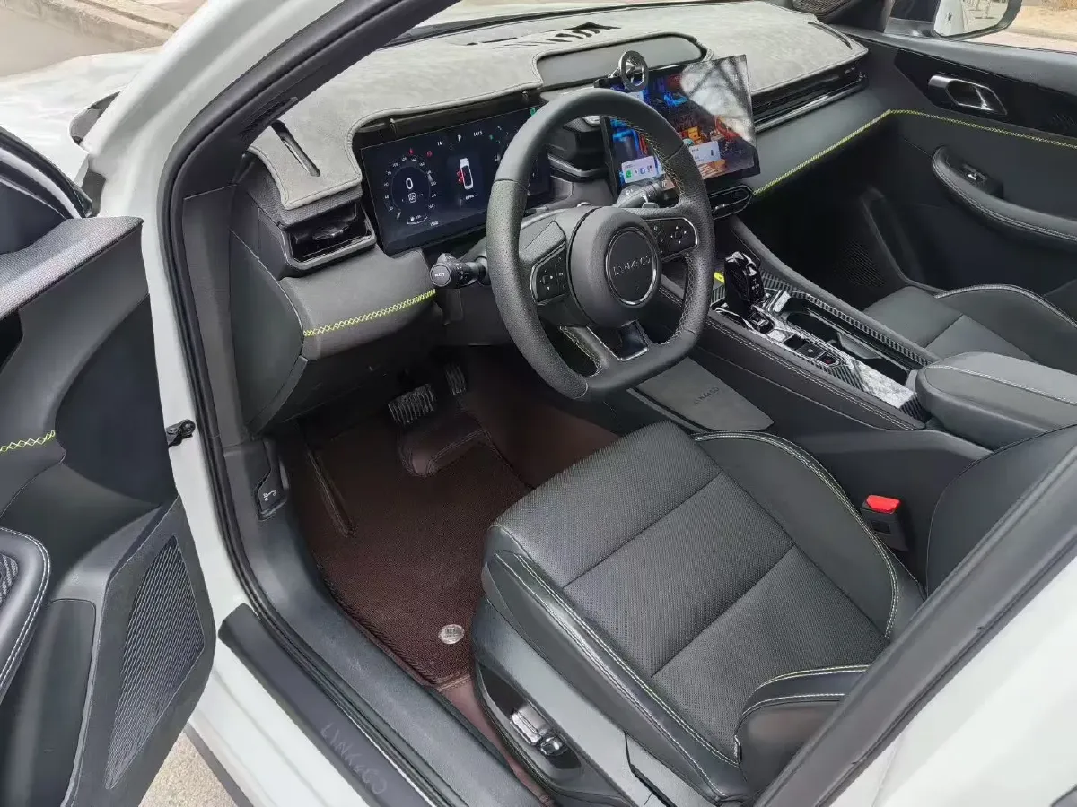 2023 MAXUS G50 1.5T 181HP L4 7DCT,autocango,china used car exporter,china ev exporter,chinese used car exporter,chinese used ev exporter