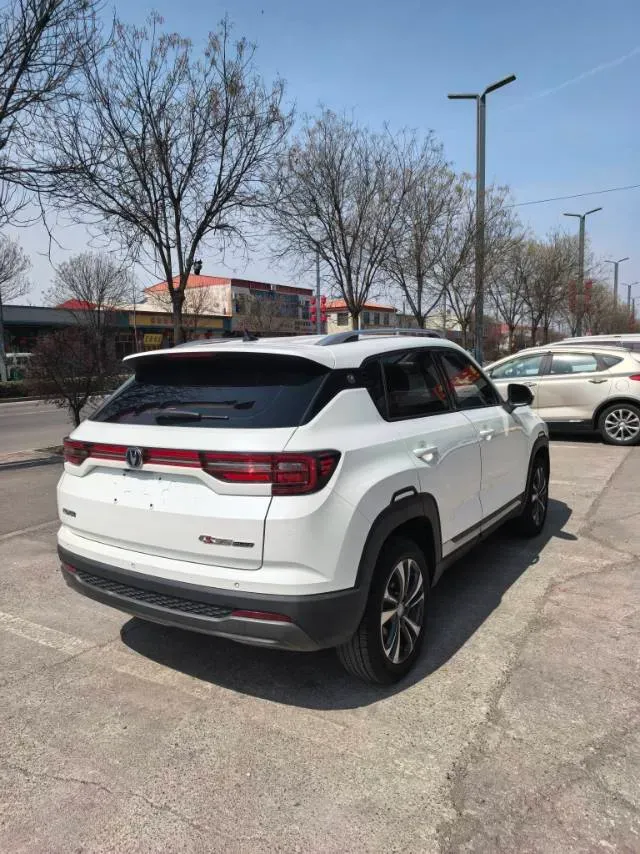 2021 ChangAn CS35 Plus 1.6L 128HP L4 CVT,autocango,china used car exporter,china ev exporter,chinese used car exporter,chinese used ev exporter