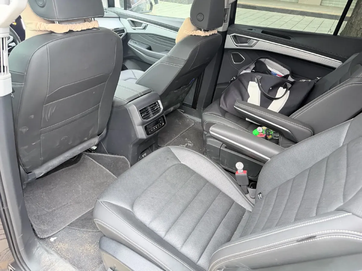 2021 Volkswagen Talagon 2.0T 220HP L4 7DCT,autocango,china used car exporter,china ev exporter,chinese used car exporter,chinese used ev exporter