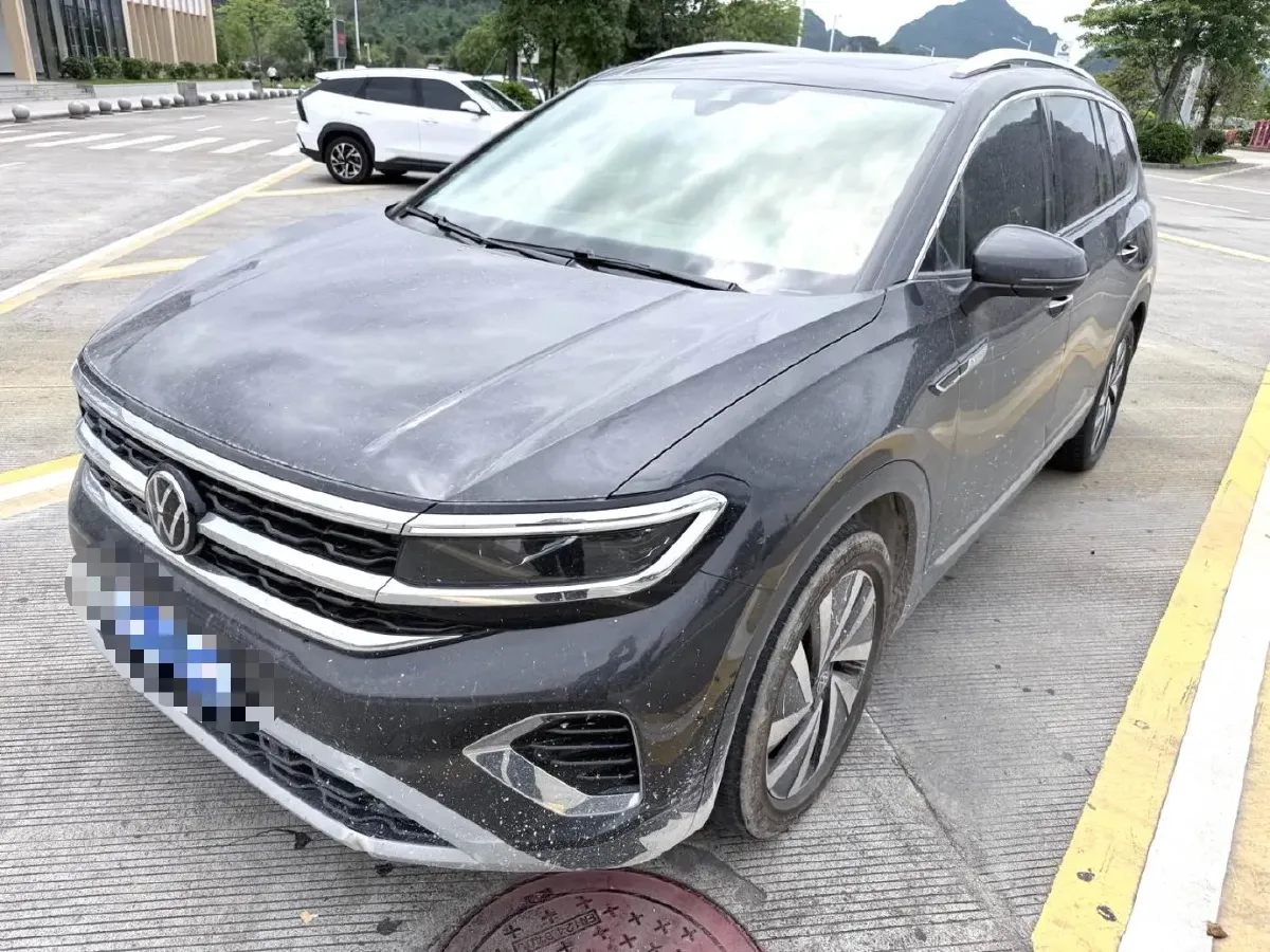 2021 Volkswagen Talagon 2.0T 220HP L4 7DCT,autocango,china used car exporter,china ev exporter,chinese used car exporter,chinese used ev exporter