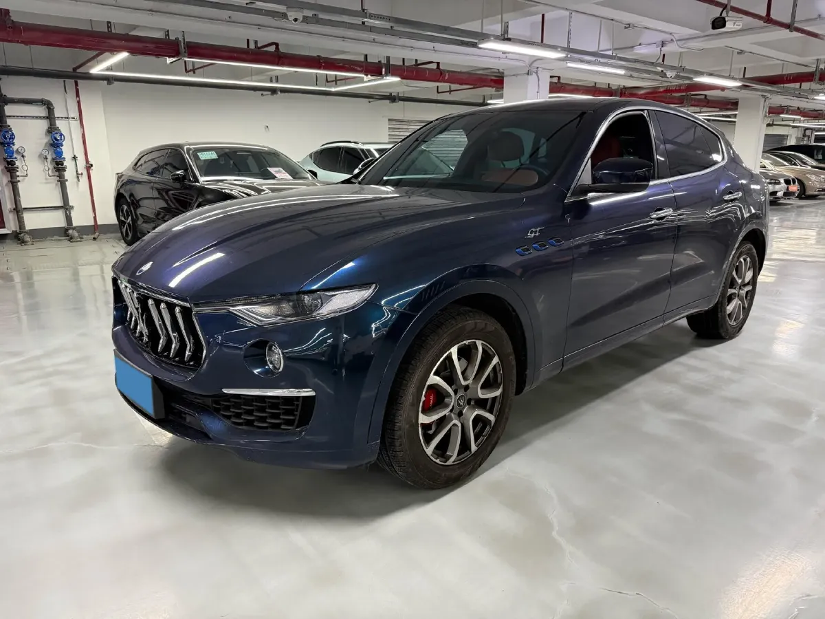 2022 Maserati Levante 2.0T 330HP L4 8AT,autocango,china used car exporter,china ev exporter,chinese used car exporter,chinese used ev exporter