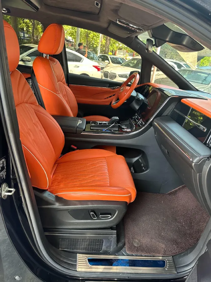 2024 GAC Trumpchi M8 2.0T 190HP L4 2DHT Hybrid,autocango,china used car exporter,china ev exporter,chinese used car exporter,chinese used ev exporter