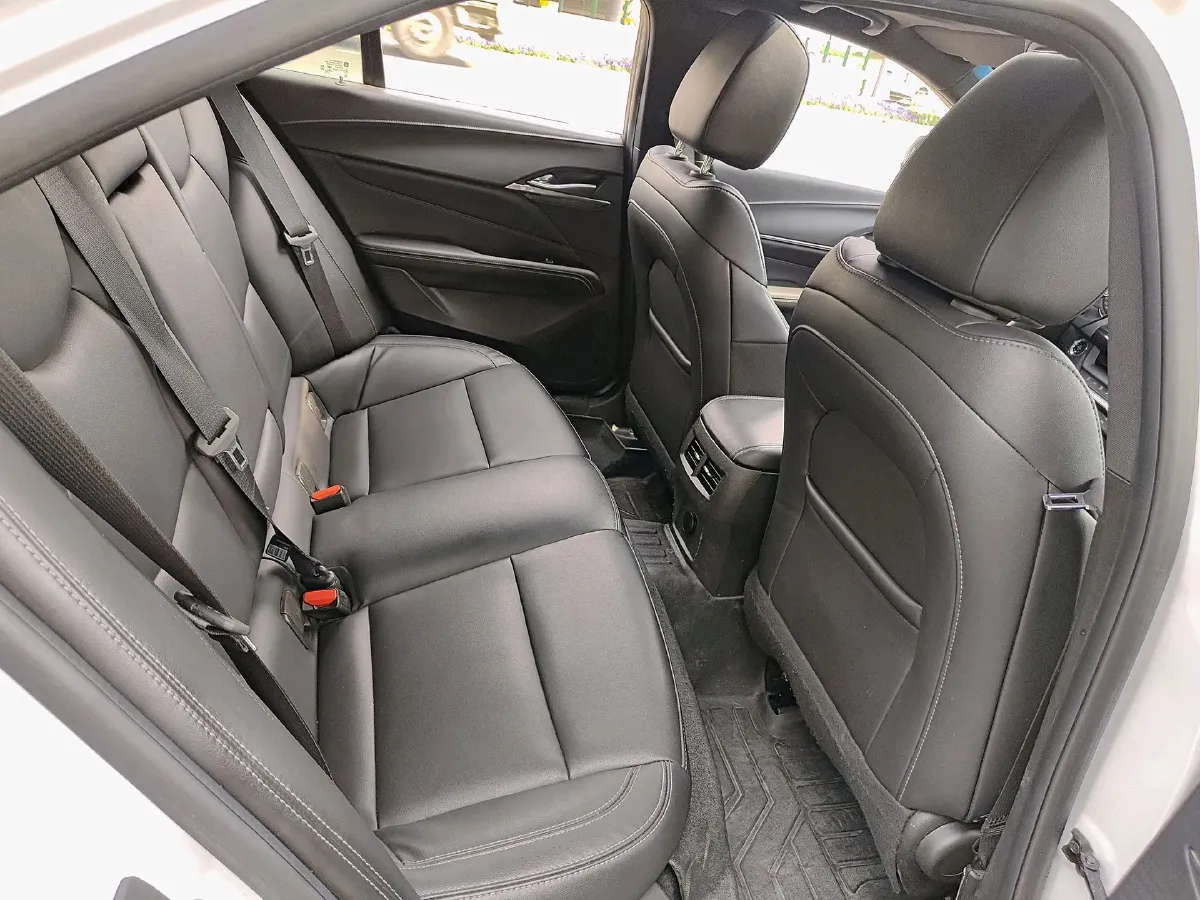 2023 Cadillac CT4 1.5T 211HP L4 8AT,autocango,china used car exporter,china ev exporter,chinese used car exporter,chinese used ev exporter