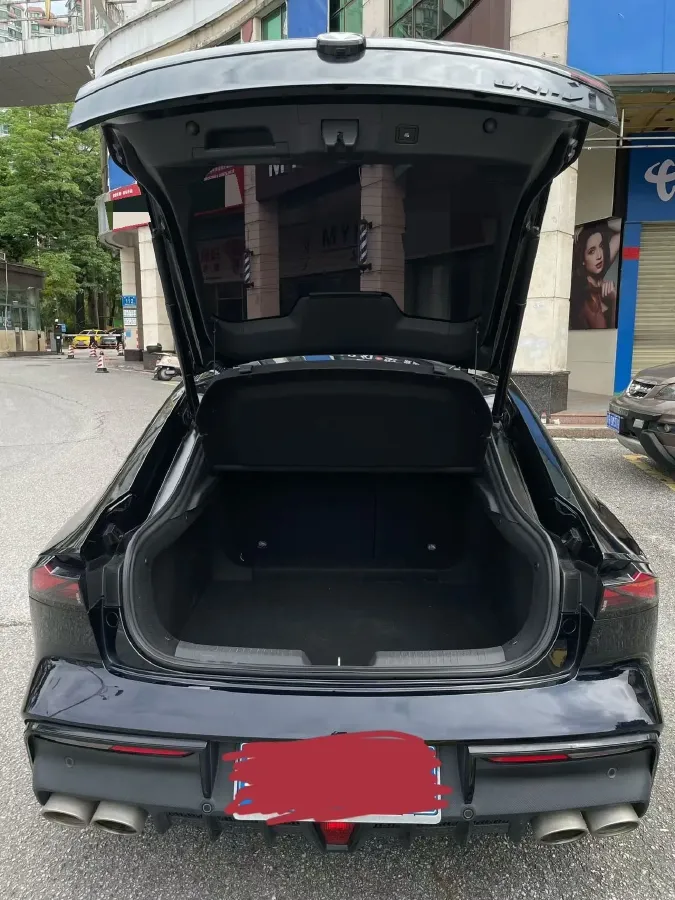2022 ChangAn UNI-V 1.5T 188HP L4 7DCT,autocango,china used car exporter,china ev exporter,chinese used car exporter,chinese used ev exporter