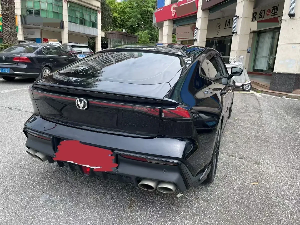 2022 ChangAn UNI-V 1.5T 188HP L4 7DCT,autocango,china used car exporter,china ev exporter,chinese used car exporter,chinese used ev exporter