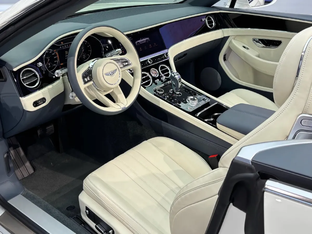 2022 Bentley Continental 4.0T 549HP V8 8DCT,autocango,china used car exporter,china ev exporter,chinese used car exporter,chinese used ev exporter