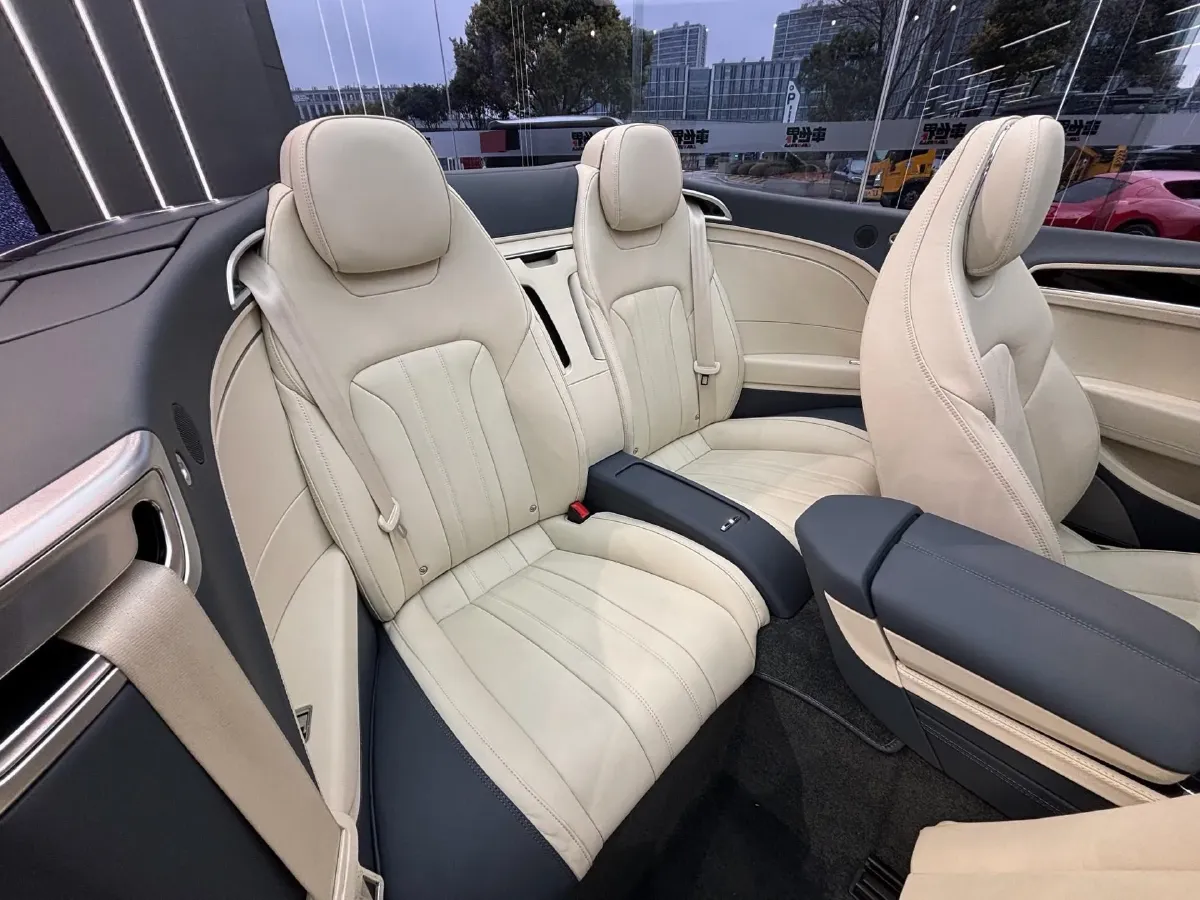 2022 Bentley Continental 4.0T 549HP V8 8DCT,autocango,china used car exporter,china ev exporter,chinese used car exporter,chinese used ev exporter
