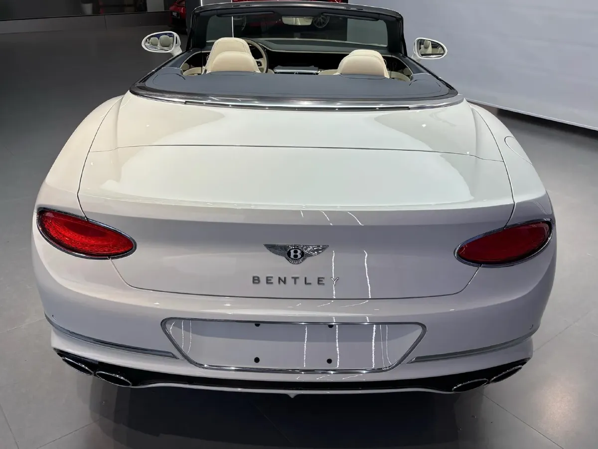 2022 Bentley Continental 4.0T 549HP V8 8DCT,autocango,china used car exporter,china ev exporter,chinese used car exporter,chinese used ev exporter