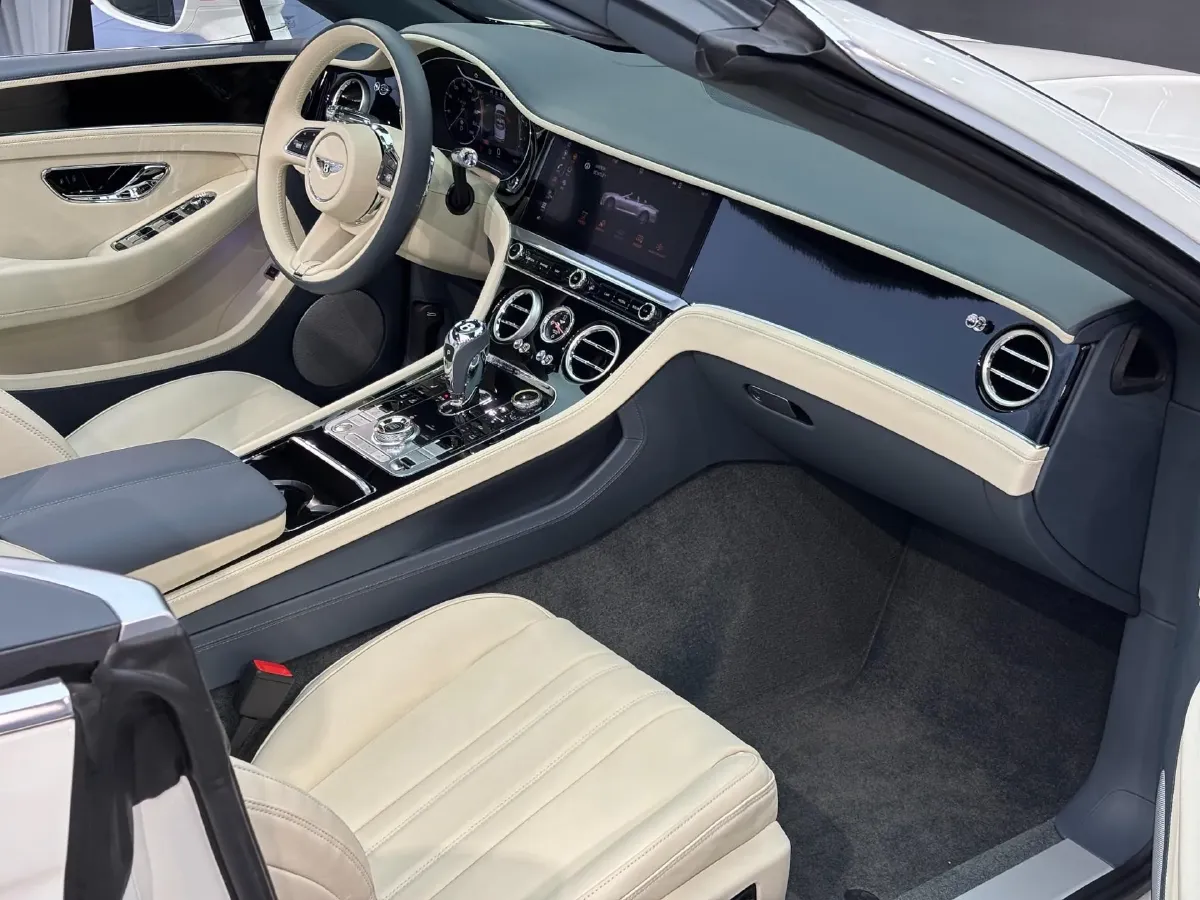 2022 Bentley Continental 4.0T 549HP V8 8DCT,autocango,china used car exporter,china ev exporter,chinese used car exporter,chinese used ev exporter
