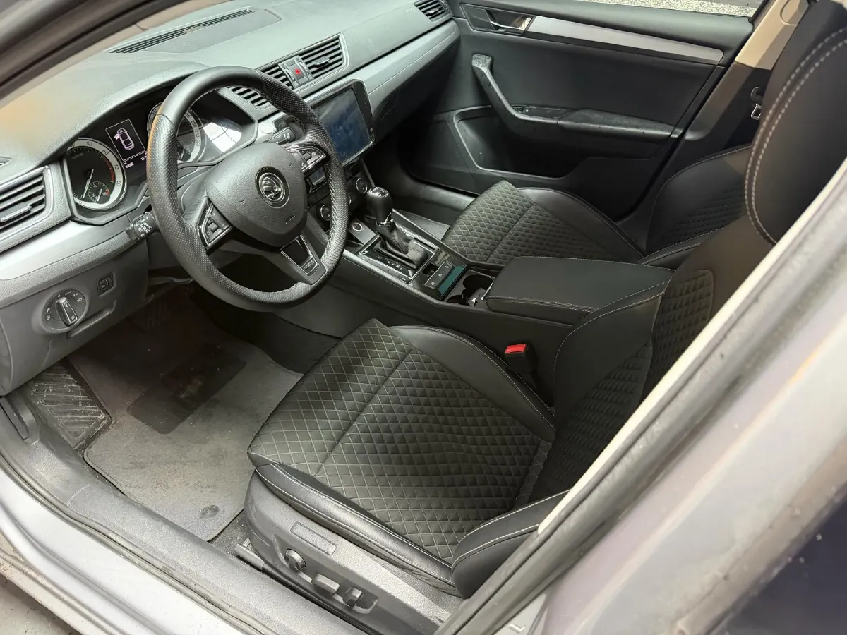 2018 Nissan Terra 2.5L 184HP L4 7AT,autocango,china used car exporter,china ev exporter,chinese used car exporter,chinese used ev exporter