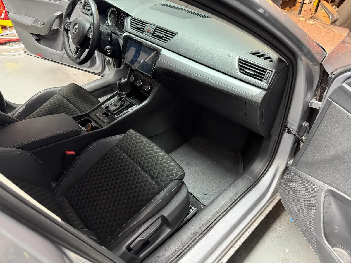 2018 Nissan Terra 2.5L 184HP L4 7AT,autocango,china used car exporter,china ev exporter,chinese used car exporter,chinese used ev exporter