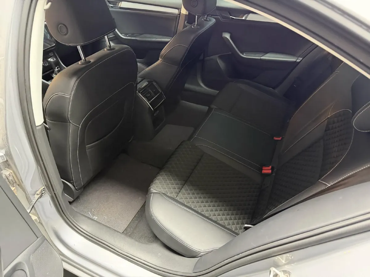 2018 Nissan Terra 2.5L 184HP L4 7AT,autocango,china used car exporter,china ev exporter,chinese used car exporter,chinese used ev exporter