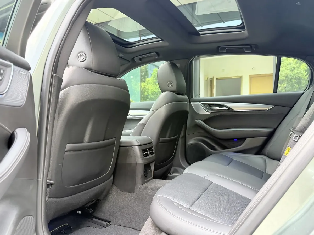 2023 Cadillac CT5 2.0T 237HP L4 10AT,autocango,china used car exporter,china ev exporter,chinese used car exporter,chinese used ev exporter