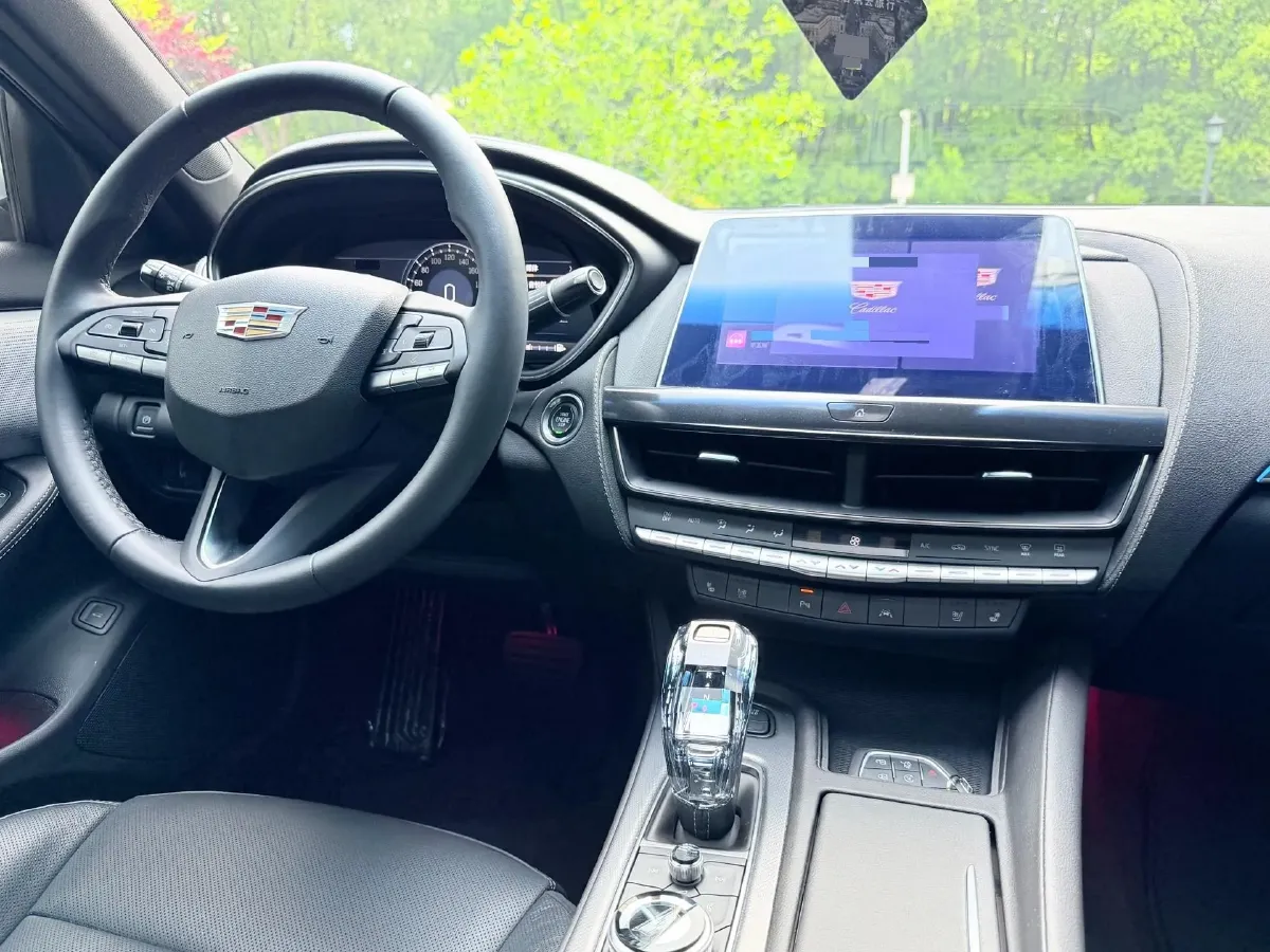 2023 Cadillac CT5 2.0T 237HP L4 10AT,autocango,china used car exporter,china ev exporter,chinese used car exporter,chinese used ev exporter