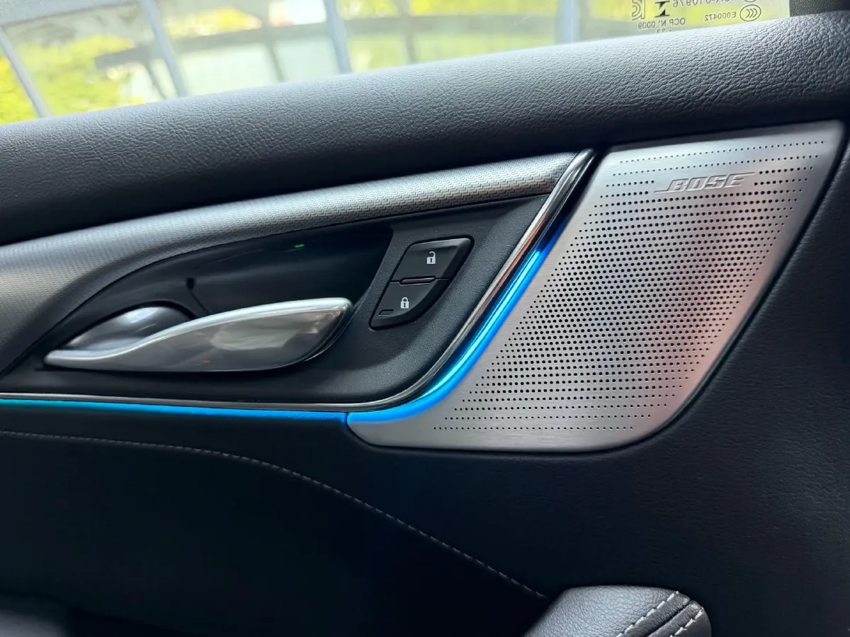 2023 Cadillac CT5 2.0T 237HP L4 10AT,autocango,china used car exporter,china ev exporter,chinese used car exporter,chinese used ev exporter