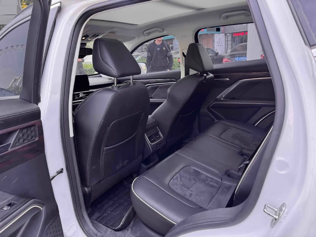 2021 Haval H6 1.5T 169HP L4 7DCT,autocango,china used car exporter,china ev exporter,chinese used car exporter,chinese used ev exporter