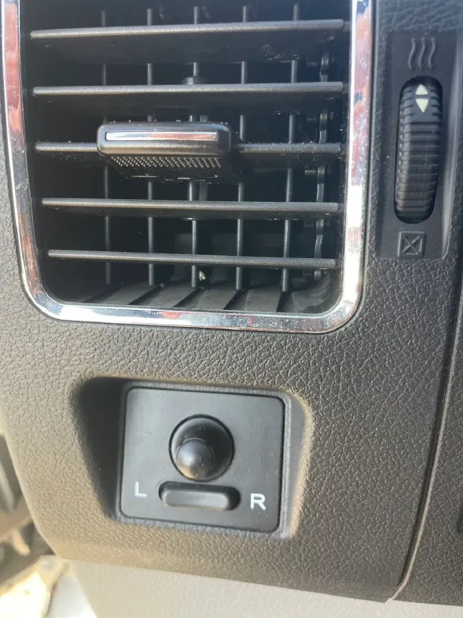 2018 DongFeng DFAC YuFeng 2.5T 136HP L4 6MT,autocango,china used car exporter,china ev exporter,chinese used car exporter,chinese used ev exporter