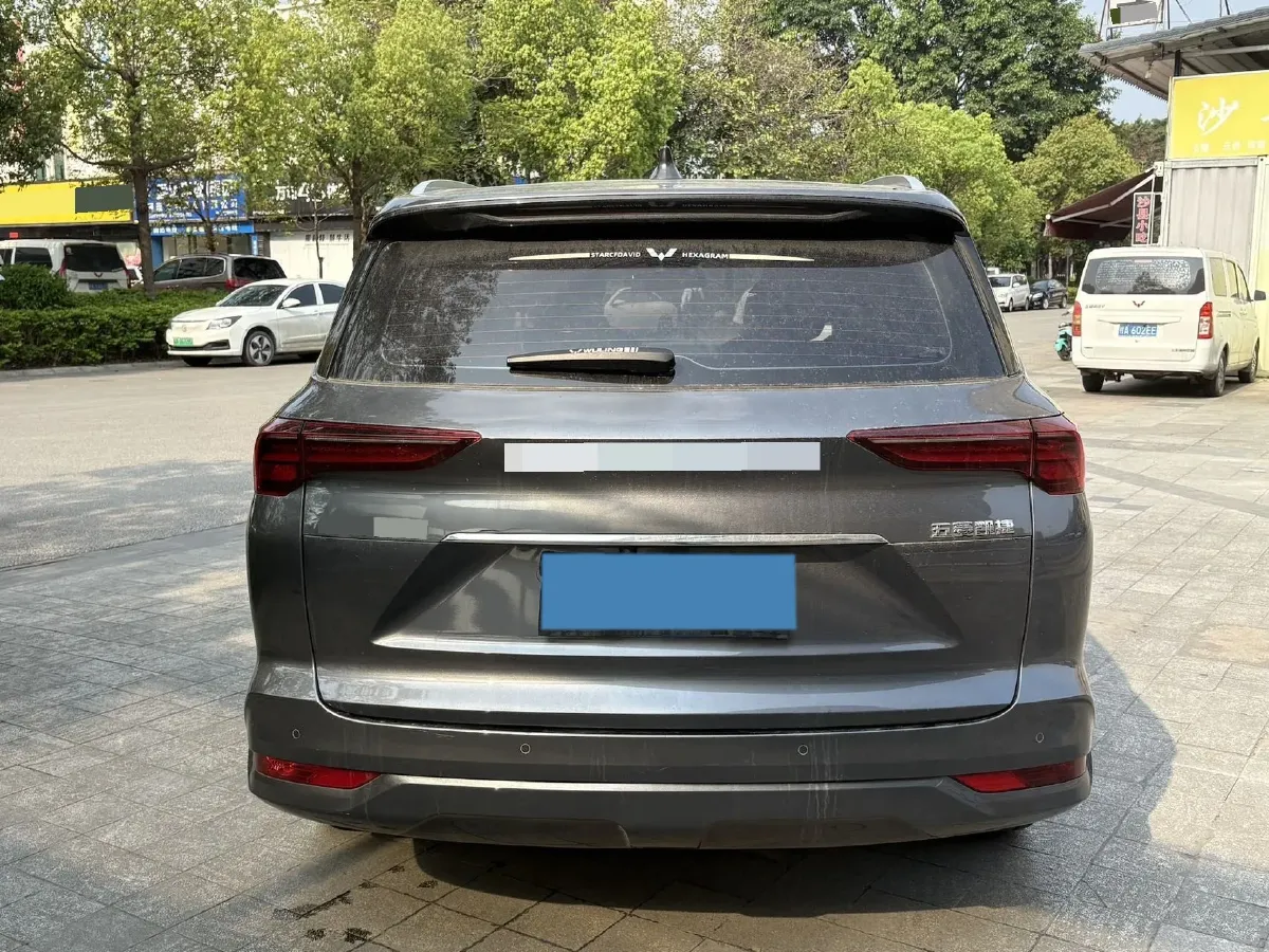 2019 BaoJun 730 1.5T 151HP L4 CVT,autocango,china used car exporter,china ev exporter,chinese used car exporter,chinese used ev exporter
