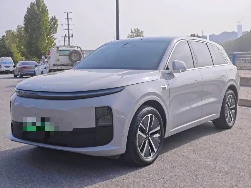 2024 Li L6 Range Extended 154HP L4 REEV 36.8KWH,autocango,china used car exporter,china ev exporter,chinese used car exporter,chinese used ev exporter
