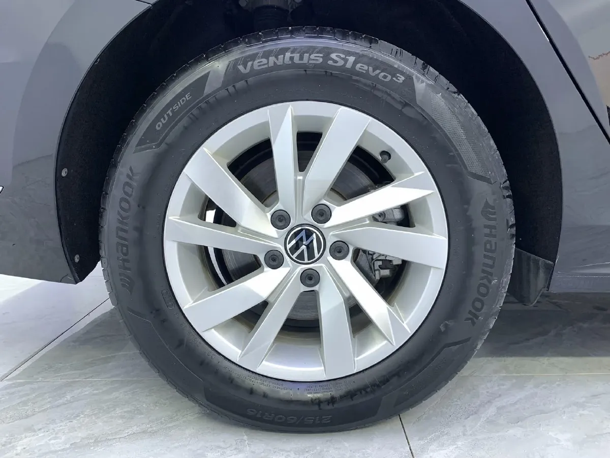 2023 Volkswagen Passat 1.4T 150HP L4 7DCT,autocango,china used car exporter,china ev exporter,chinese used car exporter,chinese used ev exporter