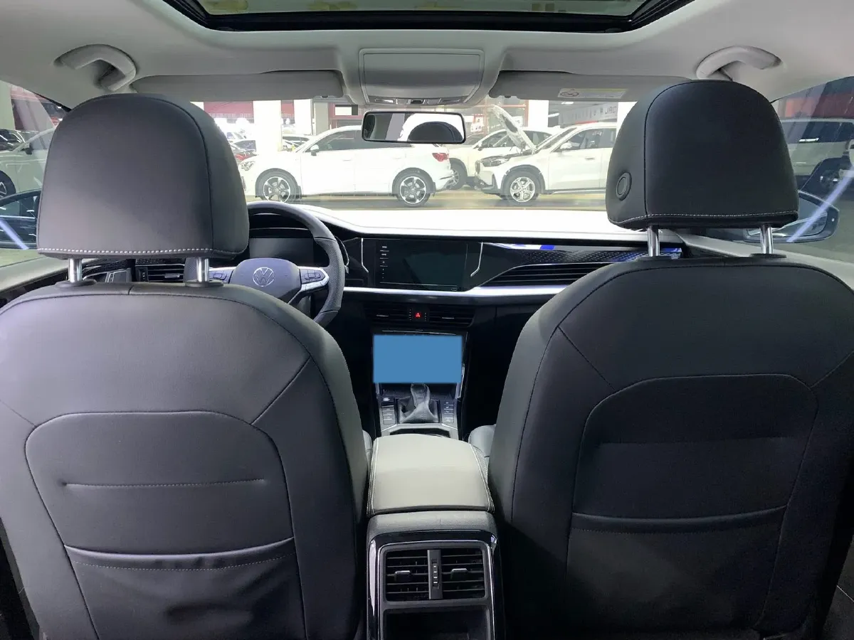 2023 Volkswagen Passat 1.4T 150HP L4 7DCT,autocango,china used car exporter,china ev exporter,chinese used car exporter,chinese used ev exporter