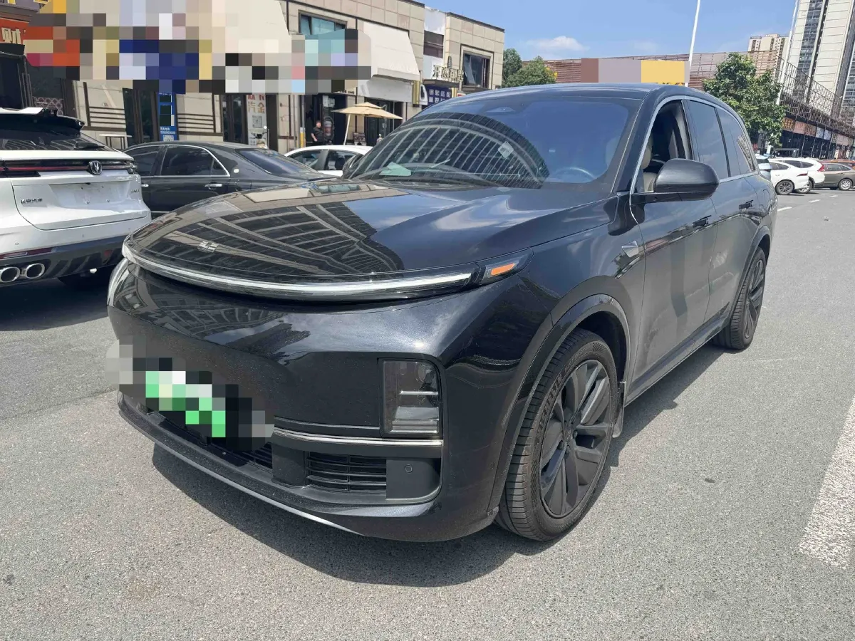 2024 Volvo S60 2.0T 197HP L4 7DCT,autocango,china used car exporter,china ev exporter,chinese used car exporter,chinese used ev exporter