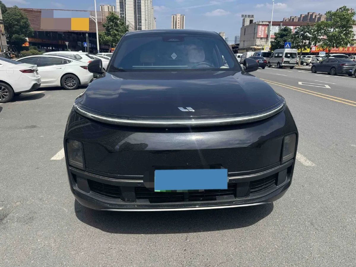 2024 Volvo S60 2.0T 197HP L4 7DCT,autocango,china used car exporter,china ev exporter,chinese used car exporter,chinese used ev exporter