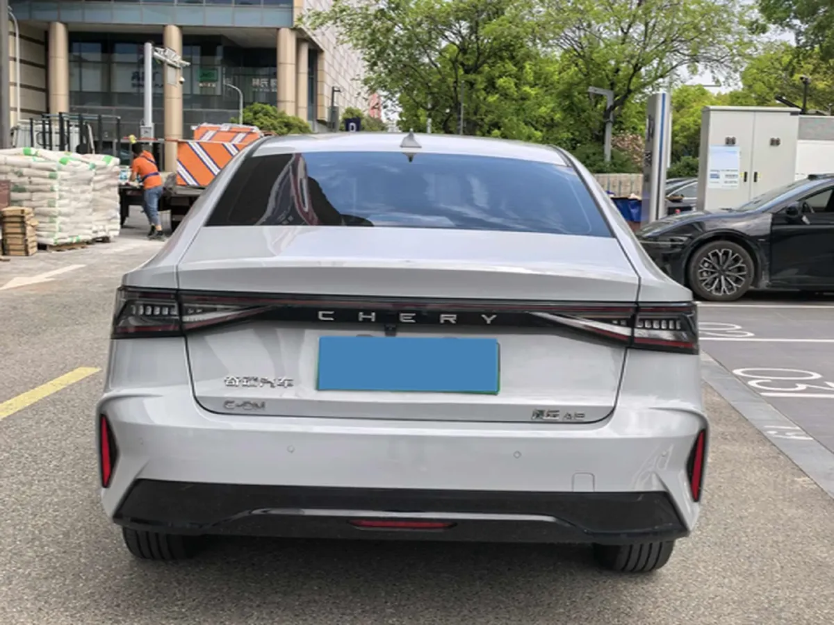 2024 Fulwin FulwinA8 1.5T 156HP L4 1DHT PHEV 18.3KWH,autocango,china used car exporter,china ev exporter,chinese used car exporter,chinese used ev exporter