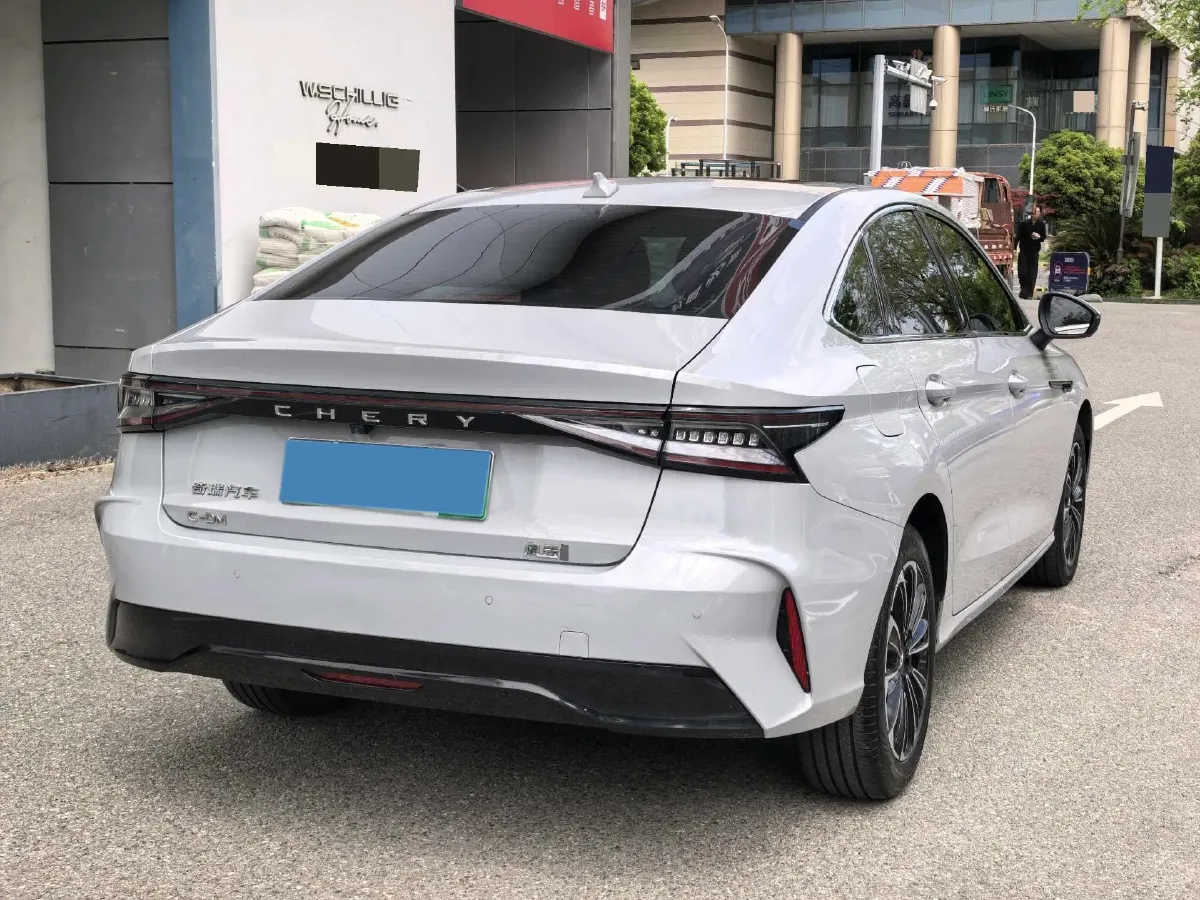 2024 Fulwin FulwinA8 1.5T 156HP L4 1DHT PHEV 18.3KWH,autocango,china used car exporter,china ev exporter,chinese used car exporter,chinese used ev exporter