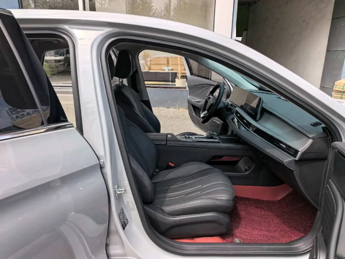 2024 Fulwin FulwinA8 1.5T 156HP L4 1DHT PHEV 18.3KWH,autocango,china used car exporter,china ev exporter,chinese used car exporter,chinese used ev exporter