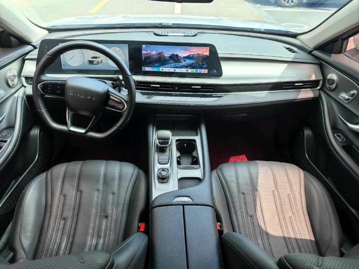 2024 Fulwin FulwinA8 1.5T 156HP L4 1DHT PHEV 18.3KWH,autocango,china used car exporter,china ev exporter,chinese used car exporter,chinese used ev exporter