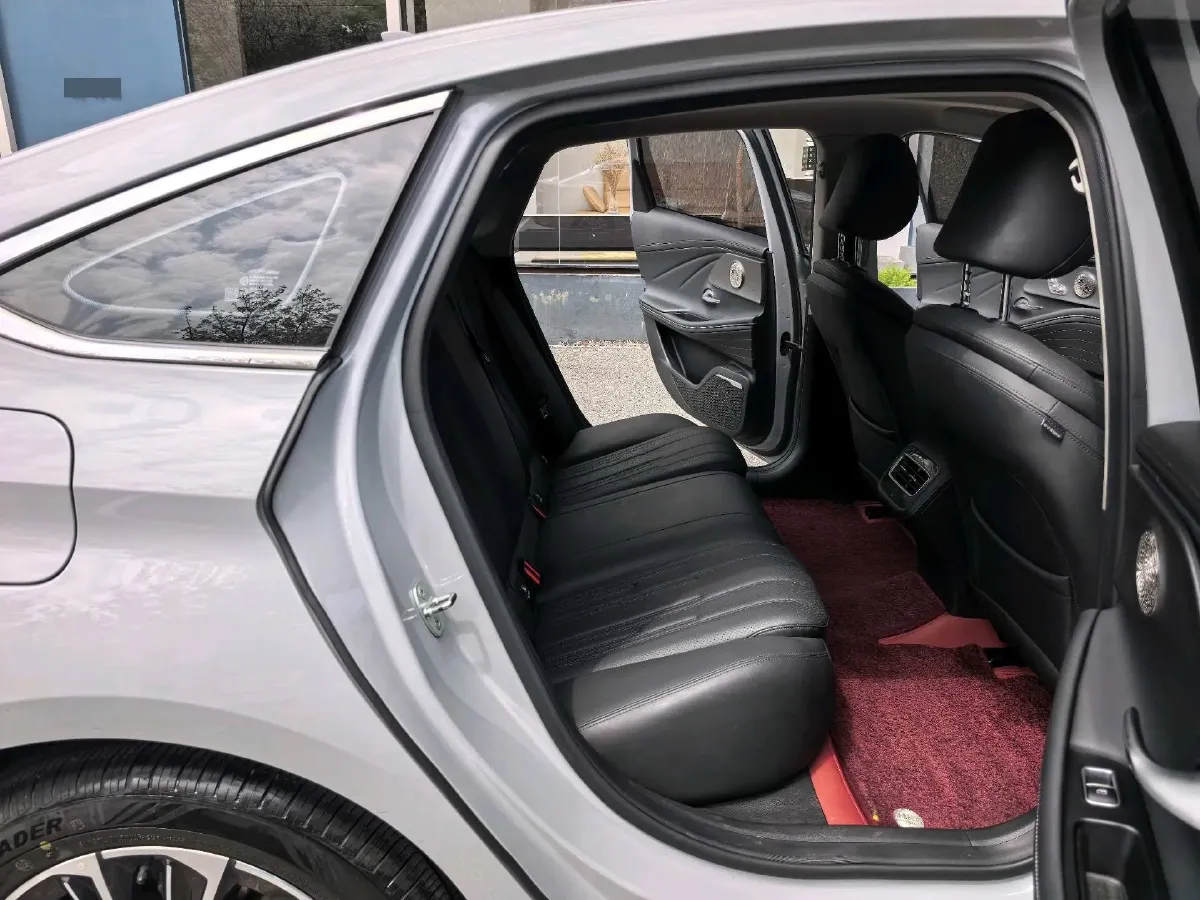 2024 Fulwin FulwinA8 1.5T 156HP L4 1DHT PHEV 18.3KWH,autocango,china used car exporter,china ev exporter,chinese used car exporter,chinese used ev exporter