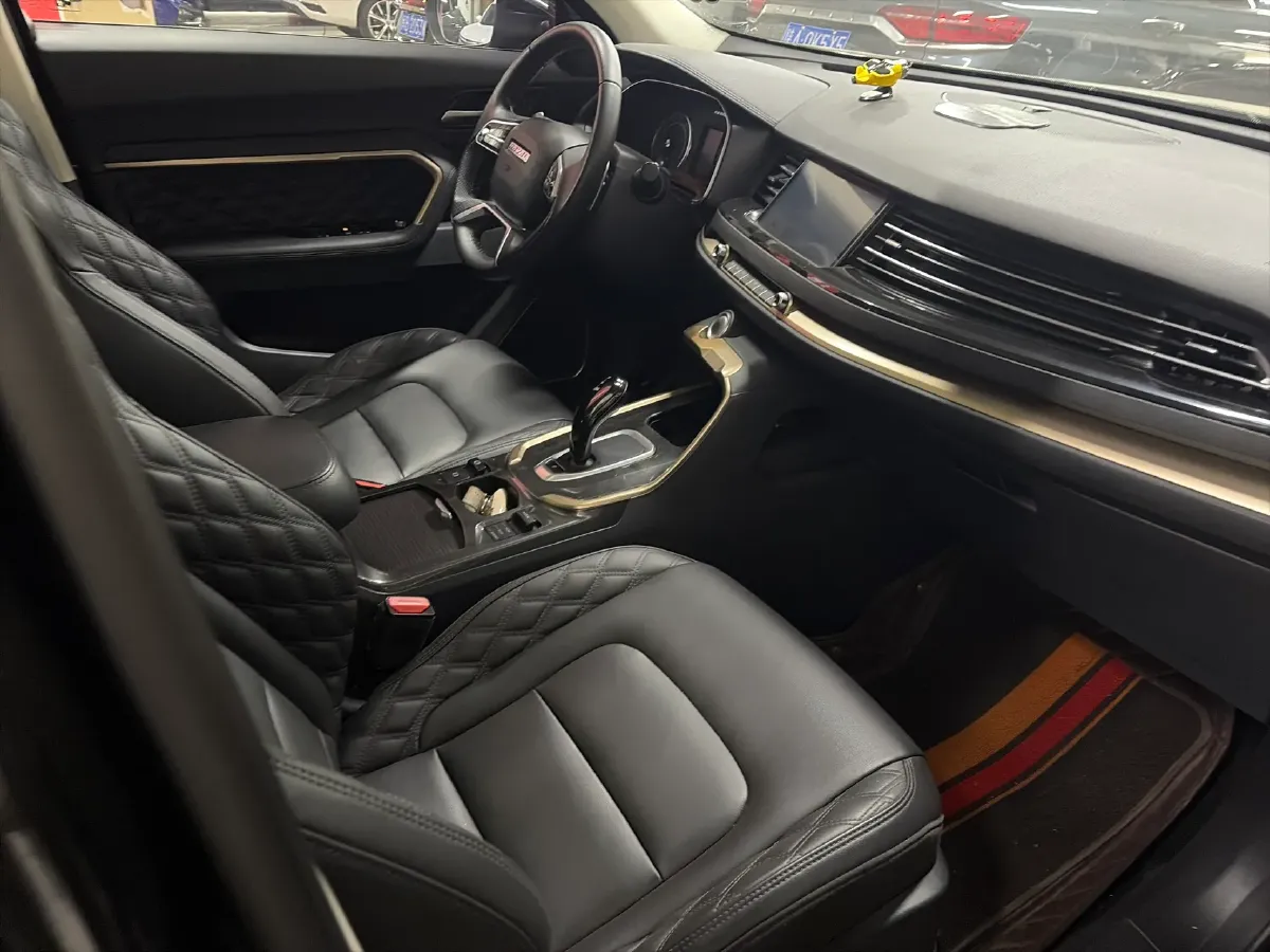 2019 Haval H6 1.5T 169HP L4 7DCT,autocango,china used car exporter,china ev exporter,chinese used car exporter,chinese used ev exporter