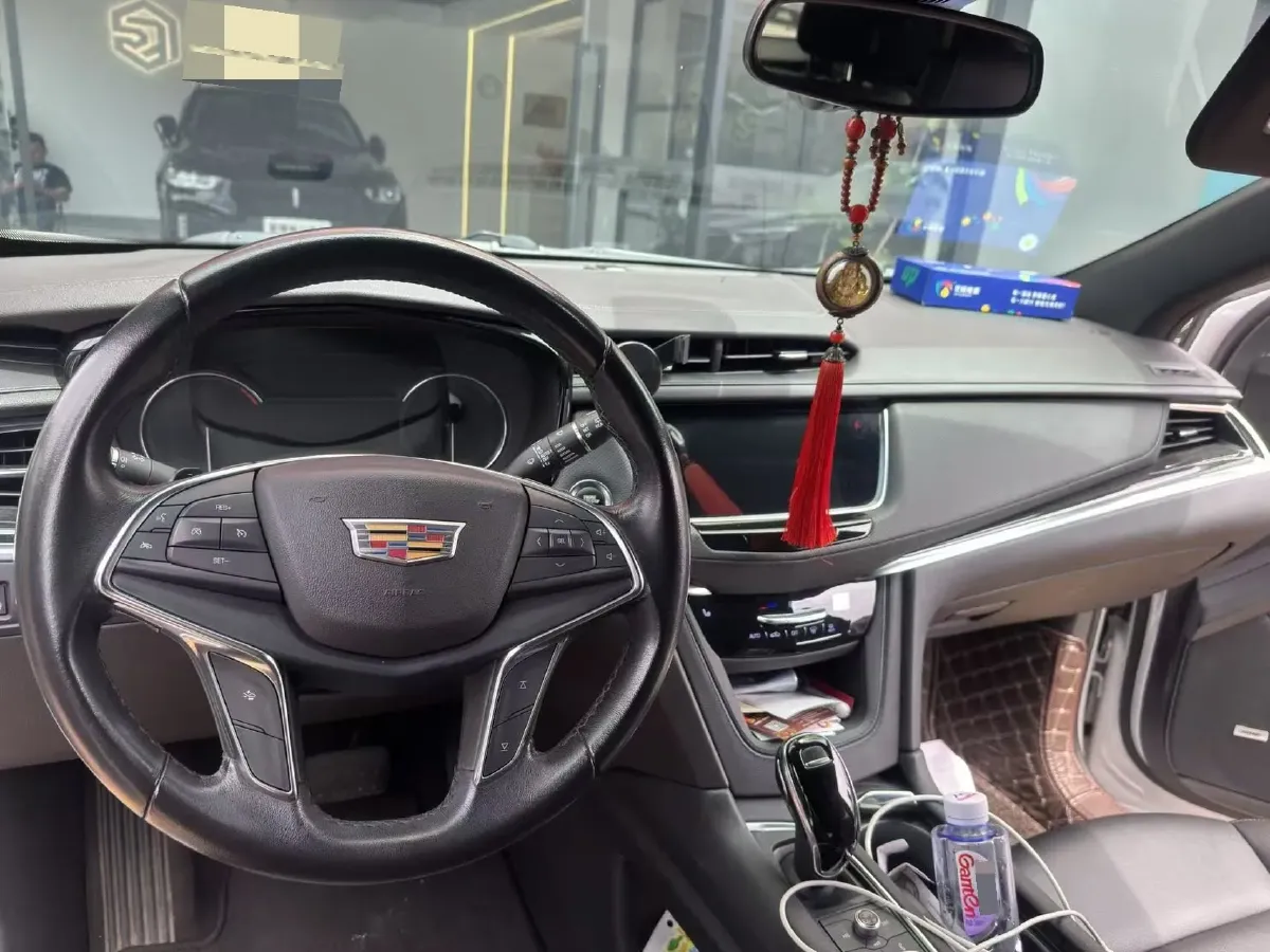 2021 Cadillac XT5 2.0T 237HP L4 9AT,autocango,china used car exporter,china ev exporter,chinese used car exporter,chinese used ev exporter