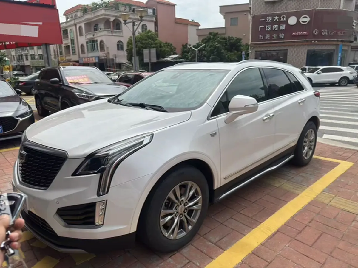 2021 Cadillac XT5 2.0T 237HP L4 9AT,autocango,china used car exporter,china ev exporter,chinese used car exporter,chinese used ev exporter