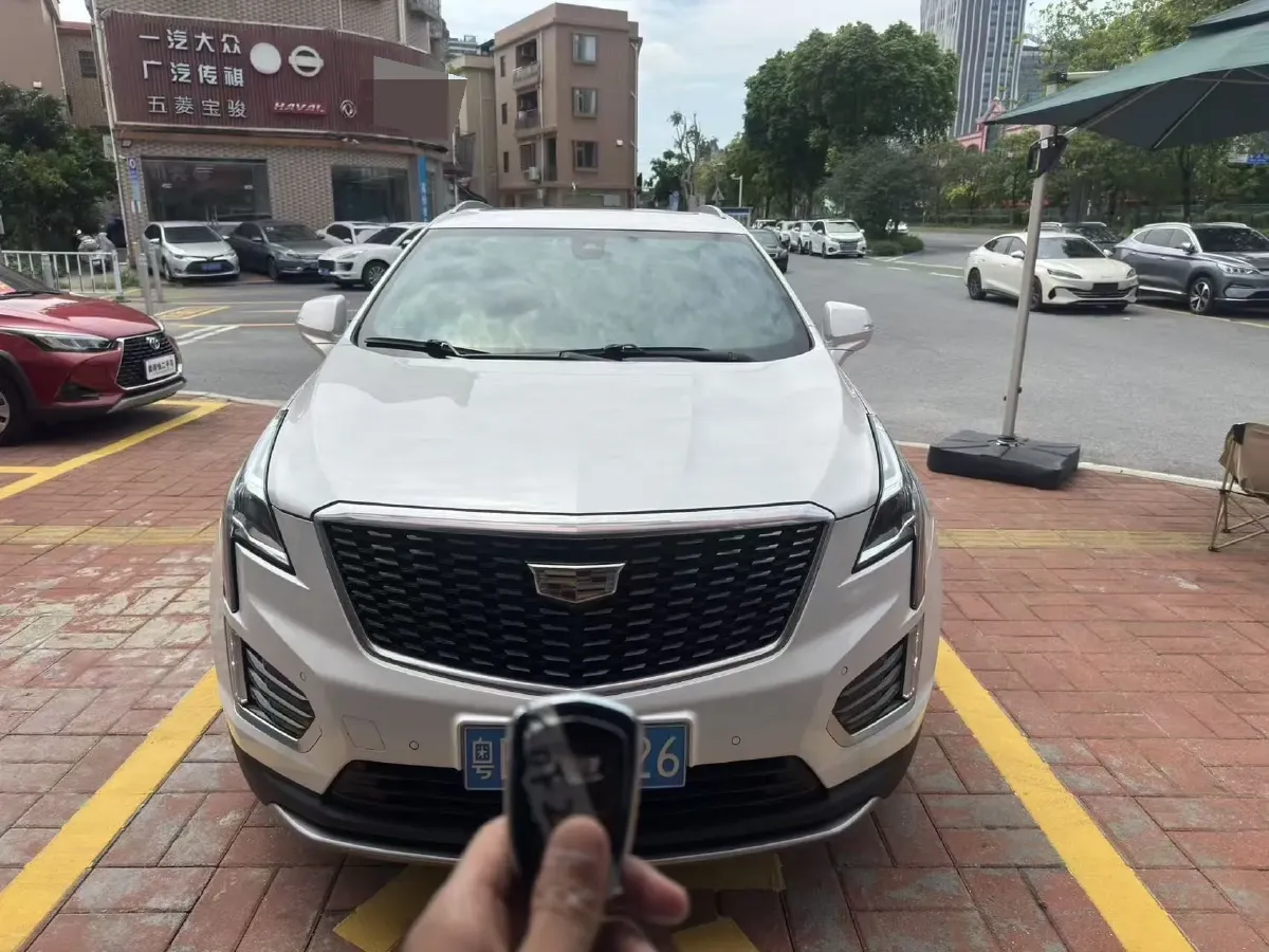 2021 Cadillac XT5 2.0T 237HP L4 9AT,autocango,china used car exporter,china ev exporter,chinese used car exporter,chinese used ev exporter