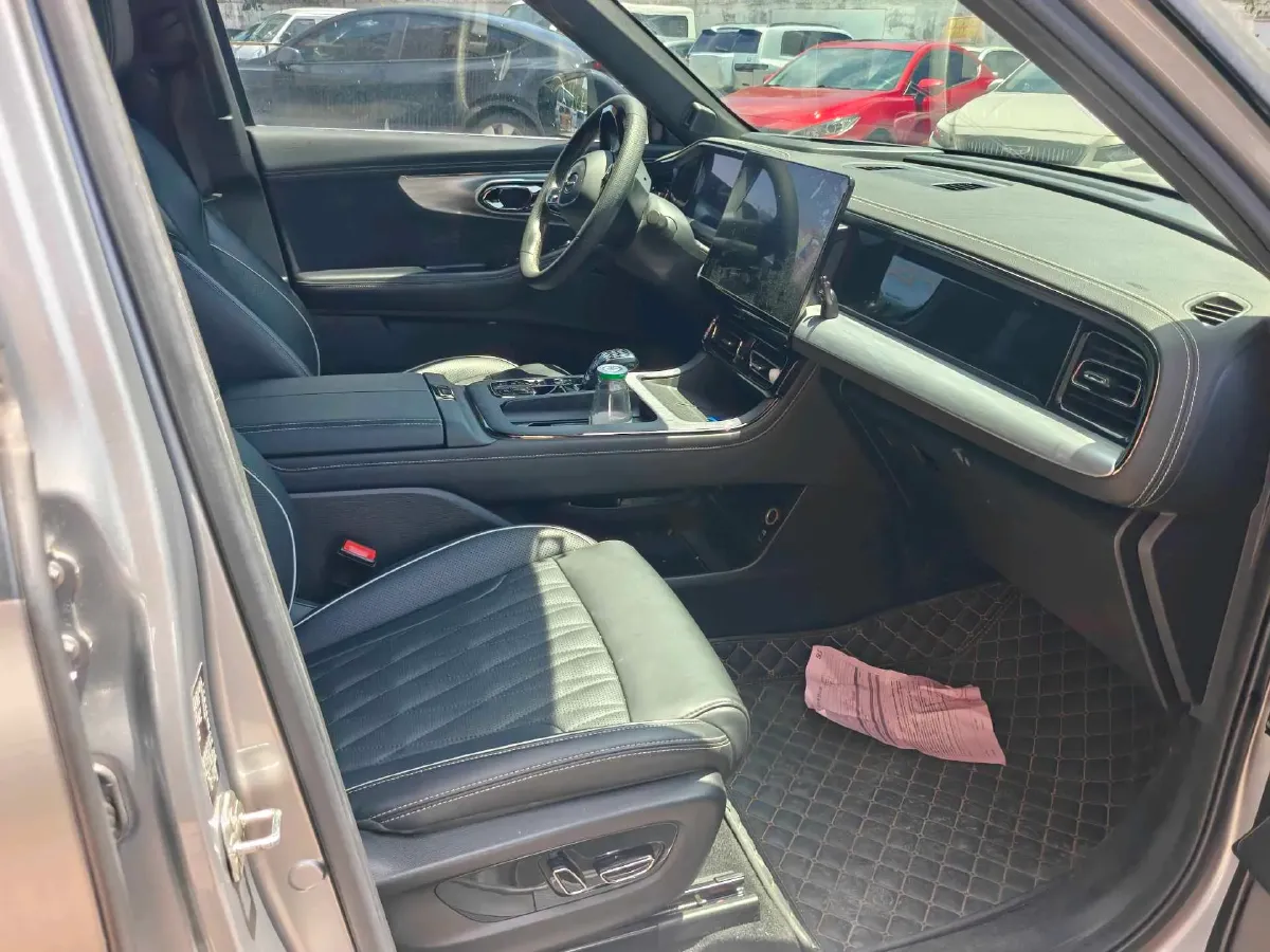 2022 GAC Trumpchi GS8 2.0T 190HP L4 E-CVT Hybrid,autocango,china used car exporter,china ev exporter,chinese used car exporter,chinese used ev exporter